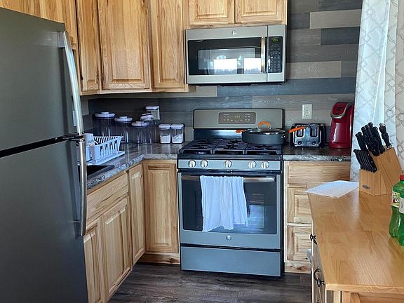 2nd image of 32884 Bluegill Dr