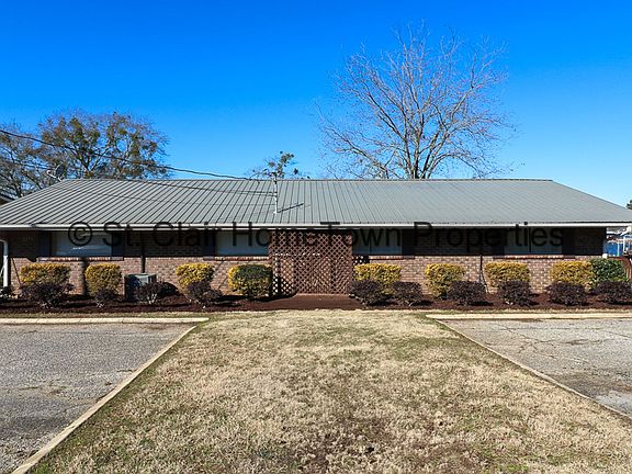 3rd image of 2375 Fraim Dr