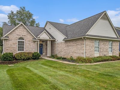 8949 Redstone Dr, Pinckney, MI, 48169