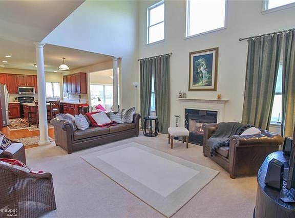 4th image of 2110 Eagles Landing Dr
