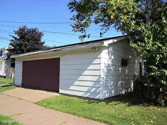 1023 garage