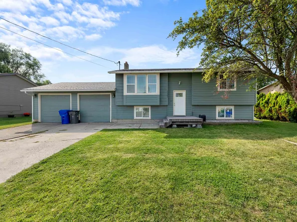 1307 N Arties Rd, Greenacres, WA 99016