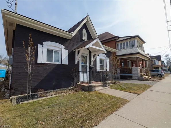 119 Clarence St, Brantford, ON N3T 2V3
