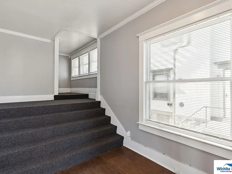 2925 E. Douglas — Photo 12