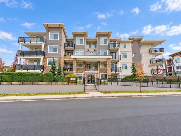 19940 Brydon Cres #310, Langley, BC V3A 0K8