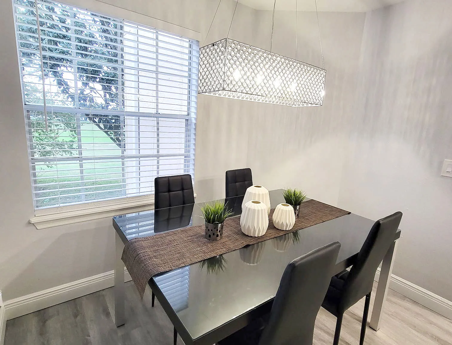 2 bed, 2.0 bath, 1133 sqft, $2,800 — Photo 4