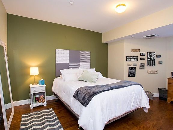 3rd image of 10 Seaport Dr APT 2118