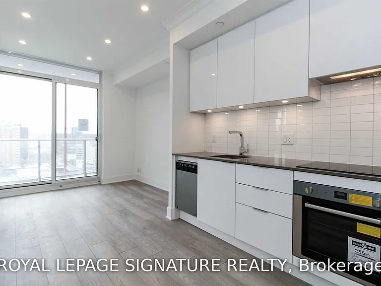 120 Parliament St #1202 — Photo 3