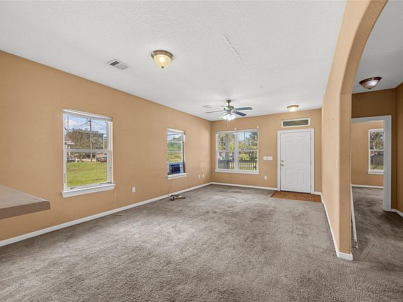 5th image of 2027 Rosalee St