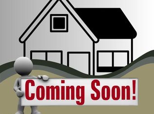 1900 Bluegrass Cir, Anchorage, AK 99502