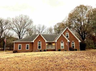 32 Mallard Creek Cv, Jackson, TN 38305