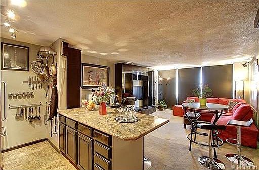 2nd image of 1020 15th St APT 20I