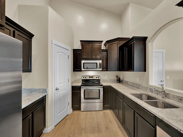 127 E Jordan Ridge Blvd #409 — Photo 10