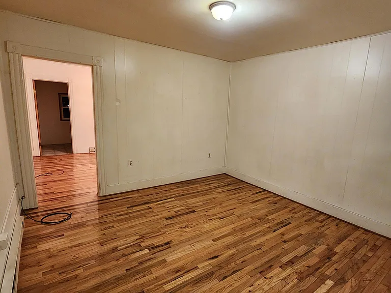 1304 Virginia Ave #2 — Photo 6