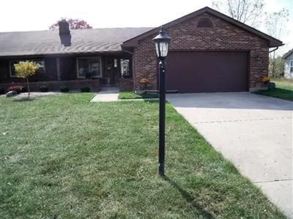 3855 Butterfield Dr, Dayton, OH 45431