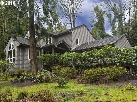 1606 SW Stonecrest Ln, Portland, OR 97219 | Zillow