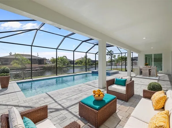 906 SW 12th Ter, Cape Coral, FL 33991