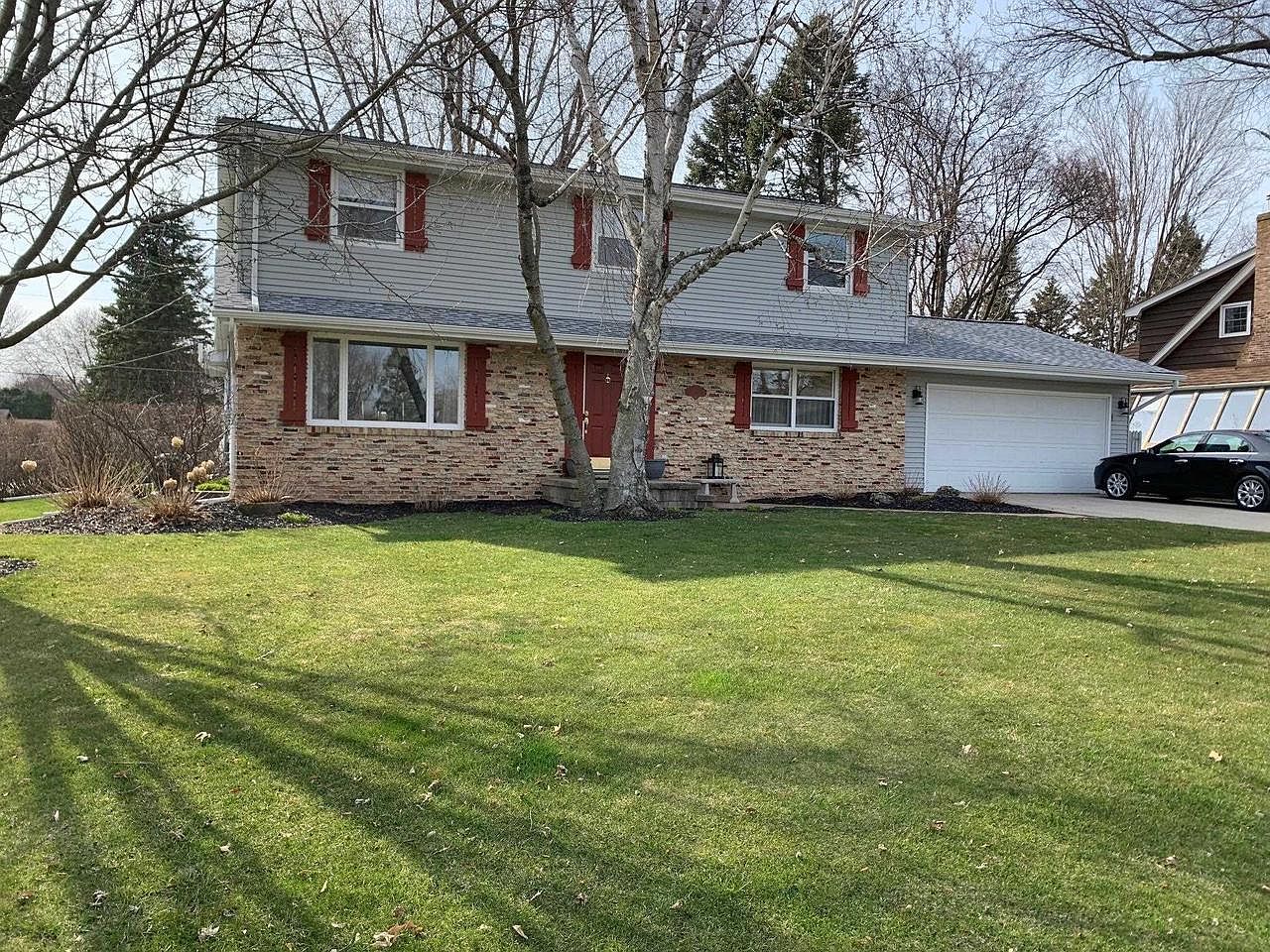 1200 West Circle Drive, Beaver Dam, WI 53916 Zillow