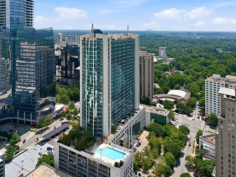 3324 Peachtree Rd NE #2210 — Photo 5