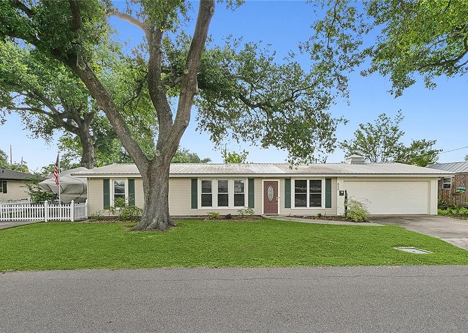 1st image of 850 Marino Dr