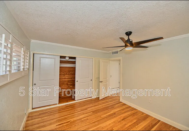 3030 Aurora Ave — Photo 36
