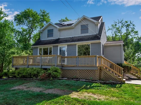 549 Campbell Blvd, Getzville, NY 14068
