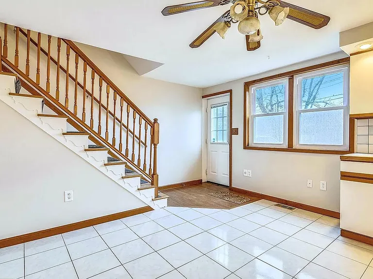 8025 Lansdale Rd — Photo 15