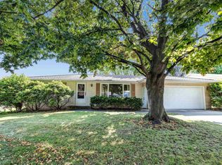 1035 Cameron St, Green Bay, WI 54304