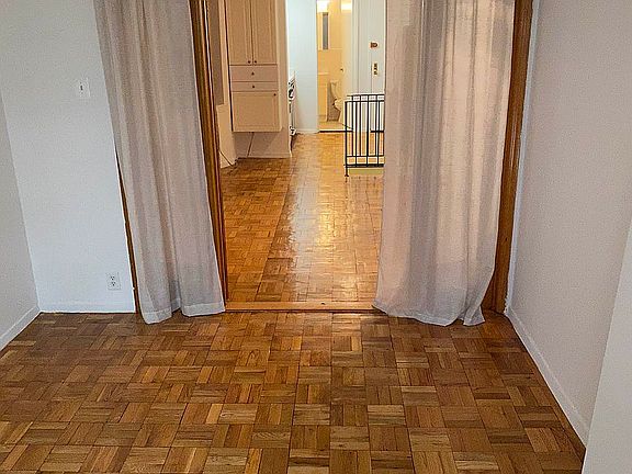 3rd image of 324 E 35th St APT 1D