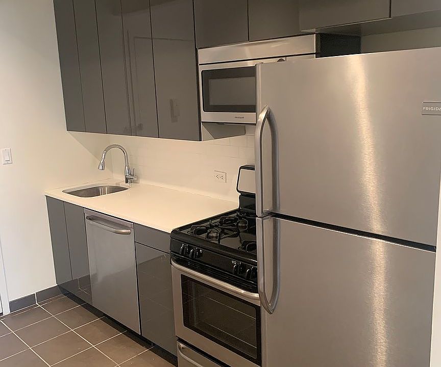 1st image of 82 Beaver St APT 603
