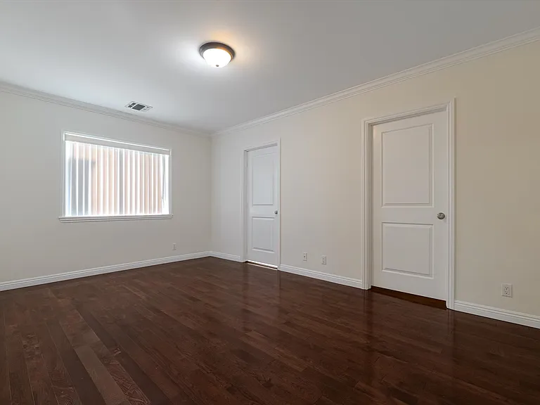 809 N La Jolla Ave — Photo 25