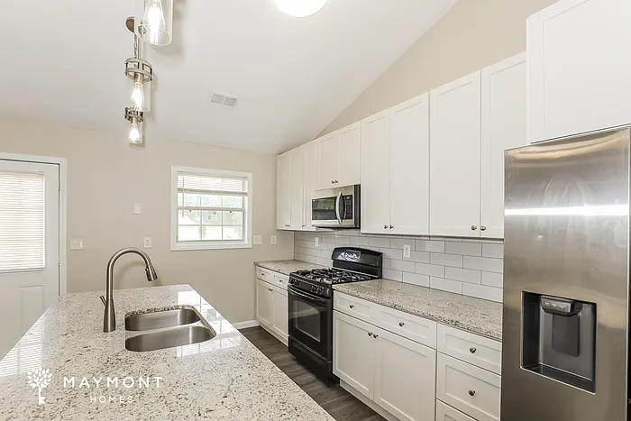 1833 Portwest Way — Photo 7