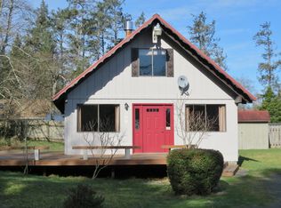 308 Oyster Ct SE, Ocean Shores, WA 98569