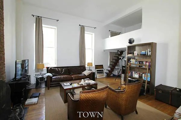 Rented by Town Residential | media 15