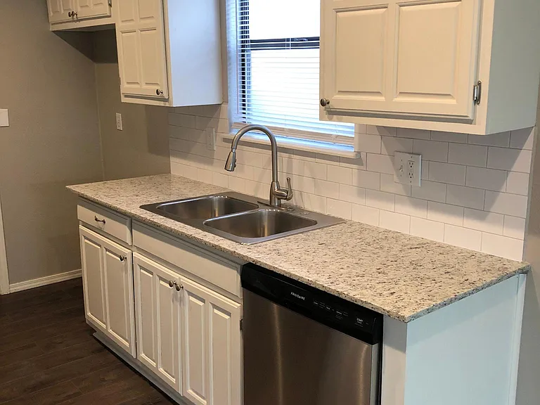 6347 S 30th West Ave — Photo 9