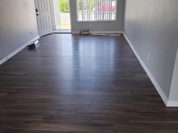 4th image of 15720 E 48th Pl