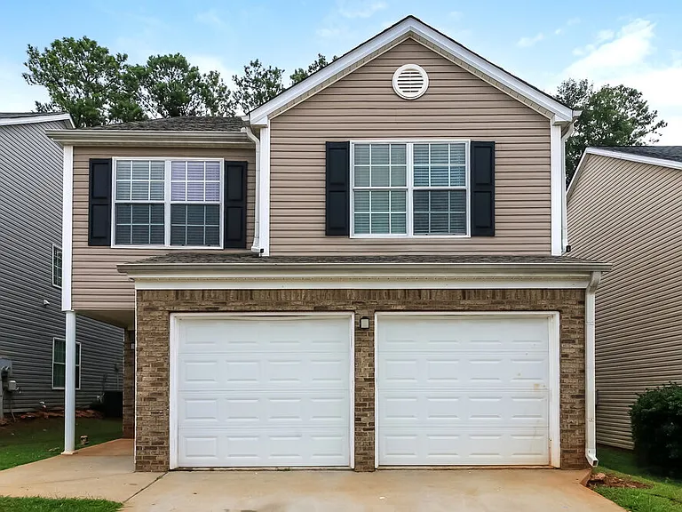 7423 Garnet Dr — Photo 4