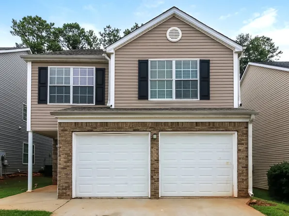 7423 Garnet Dr, Jonesboro, GA 30236
