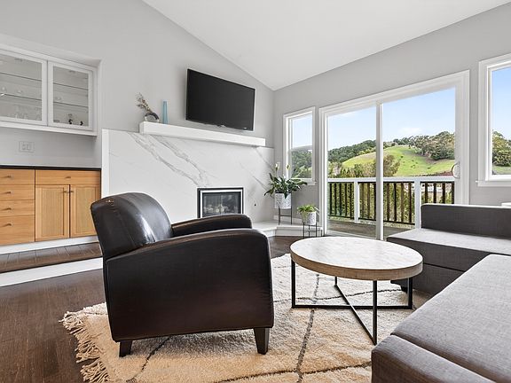 5th image of 35 Canyon View Dr
