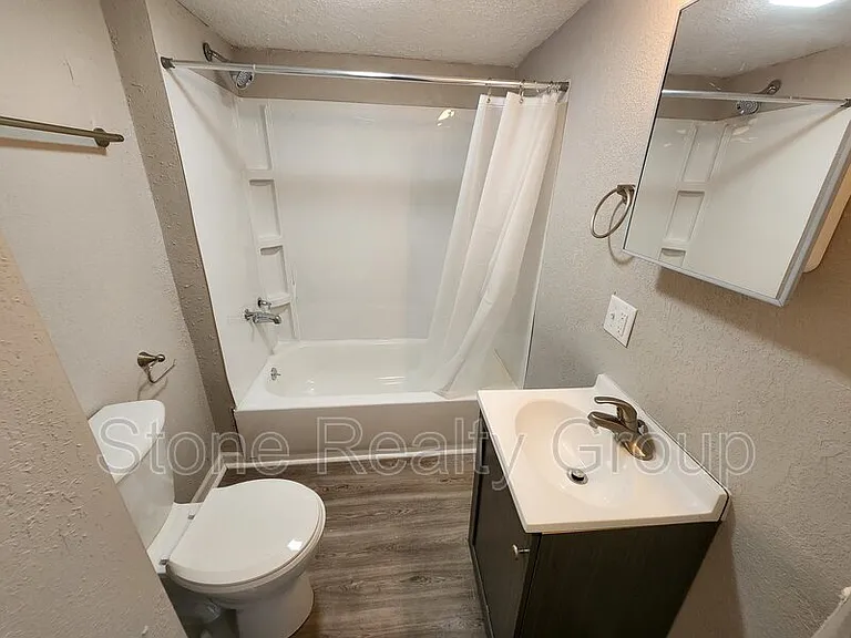 525 S 7th St W — Photo 6