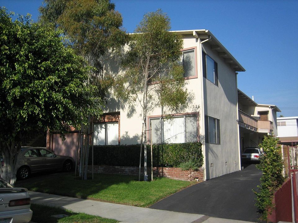 1st image of 1326 S Carmelina Ave #6
