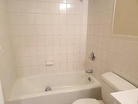 Rented by Aamen Realty | media 5