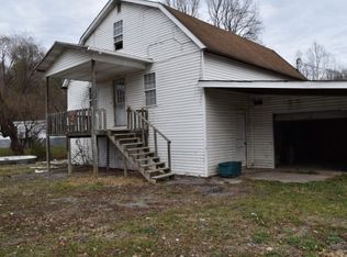 4408 Buckingham Rd, Coeburn, VA 24230