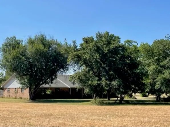 946 N Speegleville Rd, Woodway, TX 76712