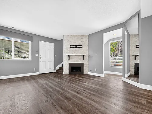 1154 N Sycamore Ave #7 Photo 1