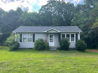 1023 Woodvale Dr, Spartanburg, SC 29303