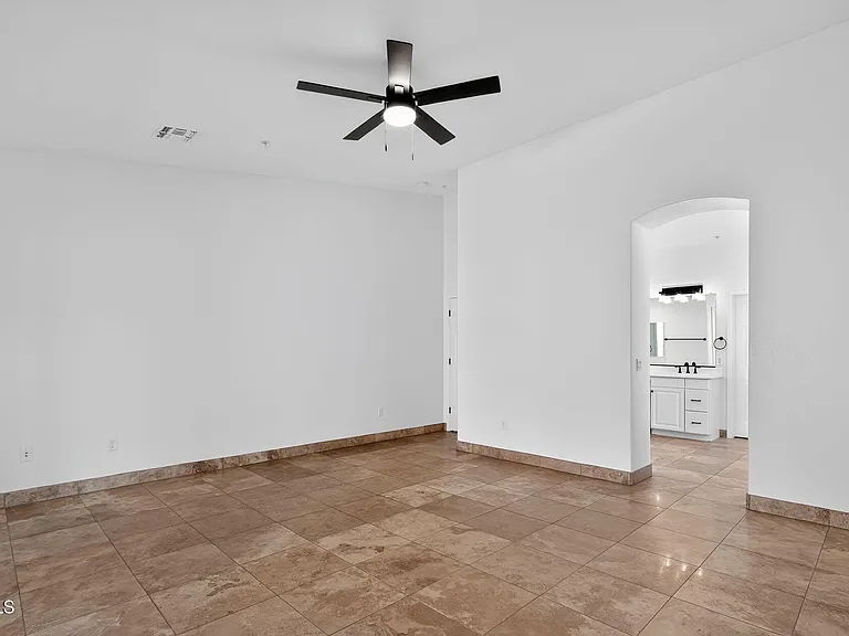 7742 E Los Gatos Dr — Photo 6