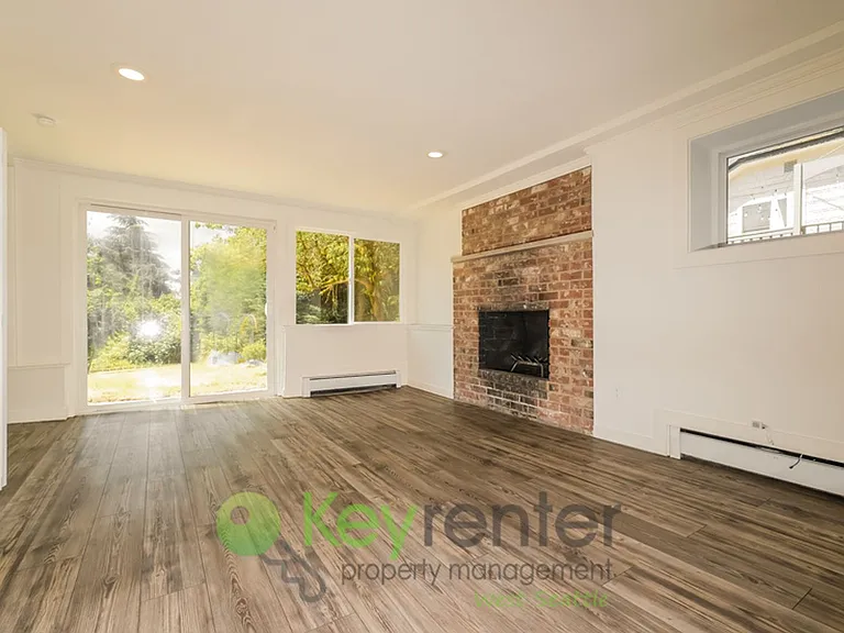 15433 22nd Ave SW — Photo 20