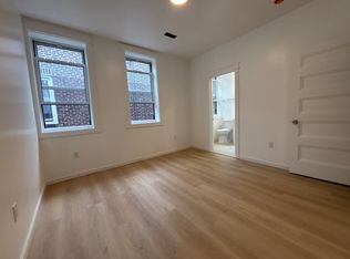 2156 Centre Ave #II, Pittsburgh, PA 15219