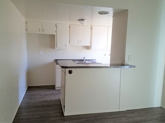 2nd image of 2704 Humbert Ave